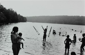 Image description is not available for 2000.027